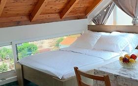 Laura Studio Apartman